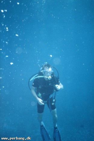 36 - Thomas heading for th surface -