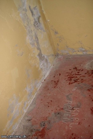 Writings on the floor -